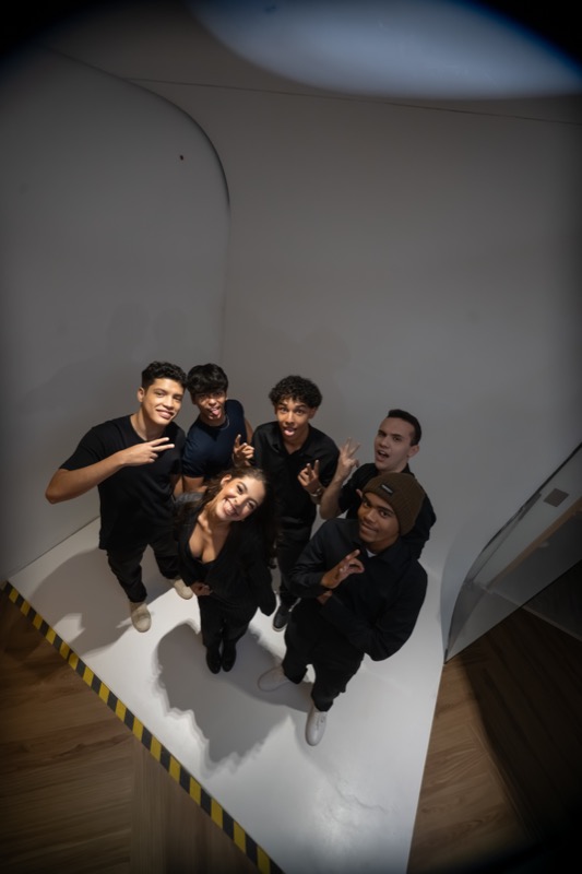 Banda Fifteen Performance